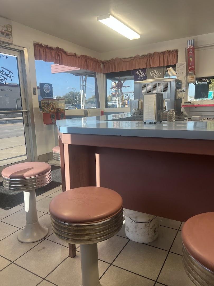 Tastee Treet Drive Inn